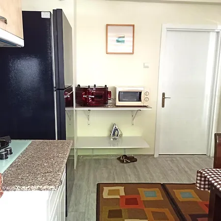Lejlighed Next To Cafes, Beach And All Amenities